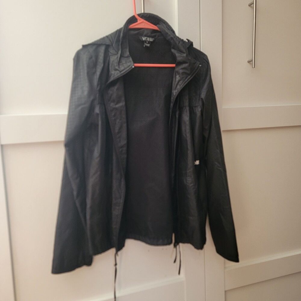 Volcom Black Windbreaker Jacket Size M